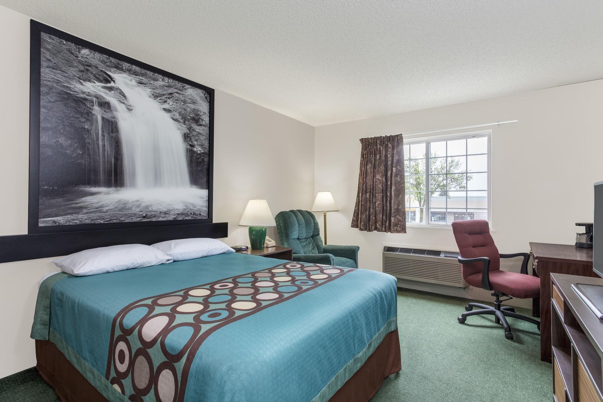 ซูเปอร์ 8 บาย วินด์แฮม รีดสบูร์ก Hotel Reedsburg ภายนอก รูปภาพ