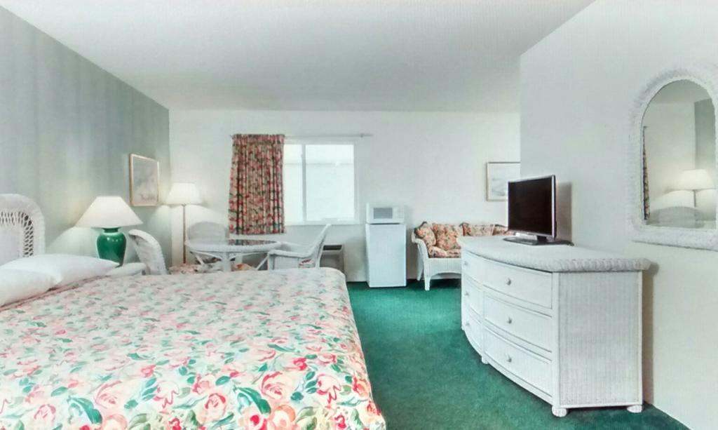 ซูเปอร์ 8 บาย วินด์แฮม รีดสบูร์ก Hotel Reedsburg ภายนอก รูปภาพ